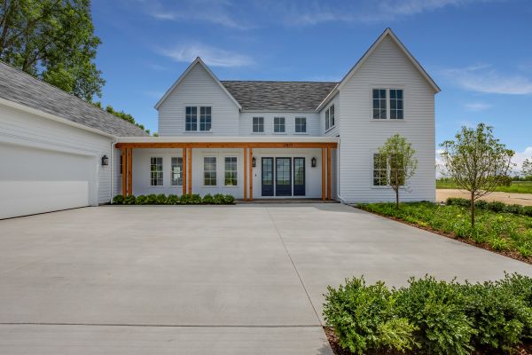 Concrete Driveway Service in Midland