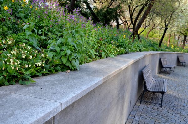 Concrete Retaining Wall Service in Midland