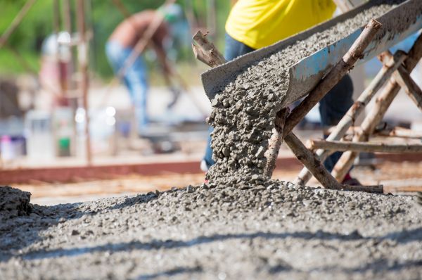 Backyard Concrete Pouring in Midland