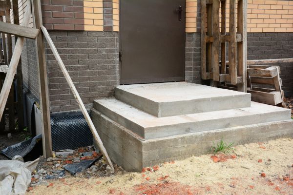 Cement Steps Construction in Midland